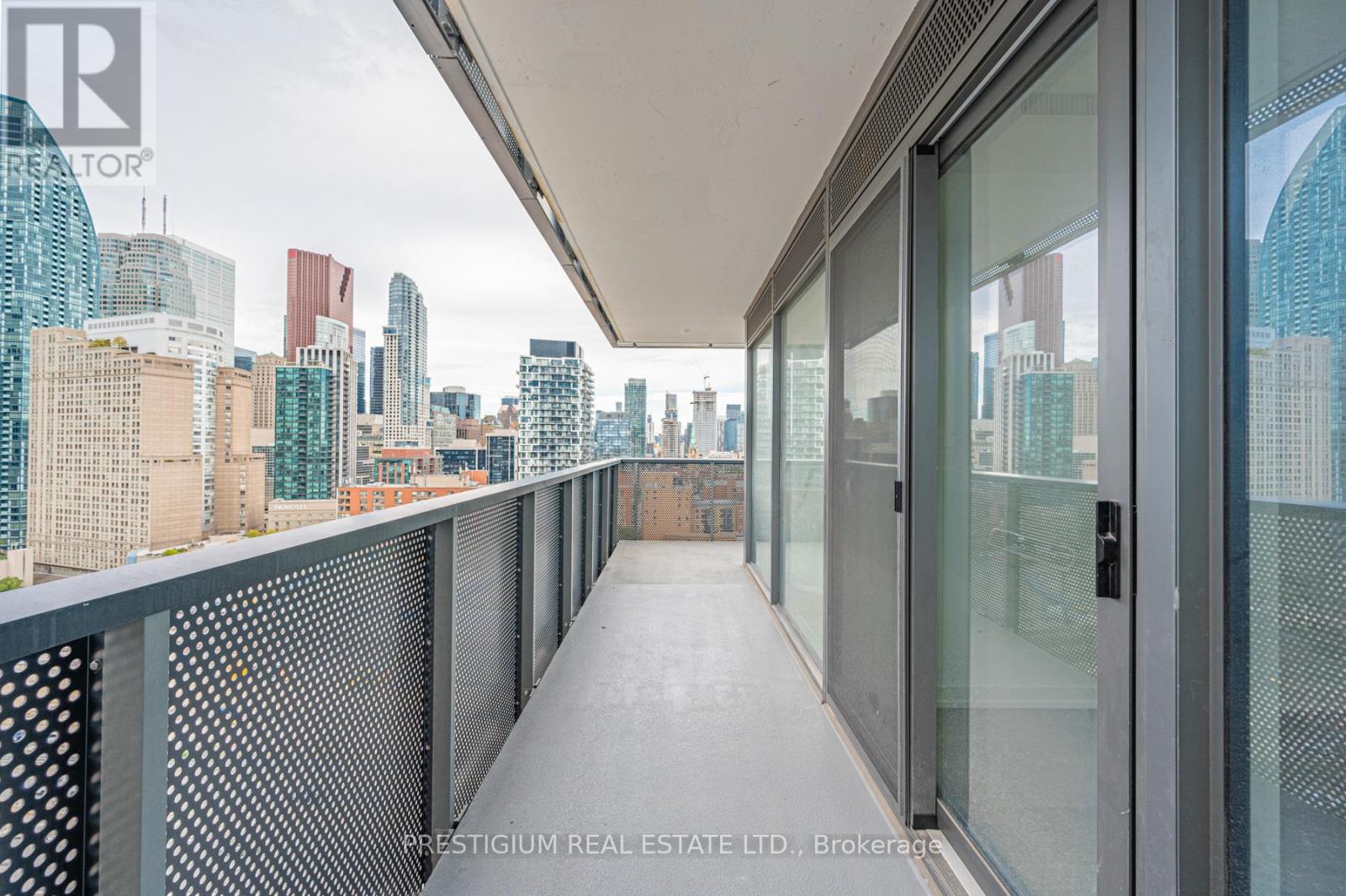 1901 - 55 Cooper Street, Toronto, Ontario  M5E 0G1 - Photo 23 - C12448555