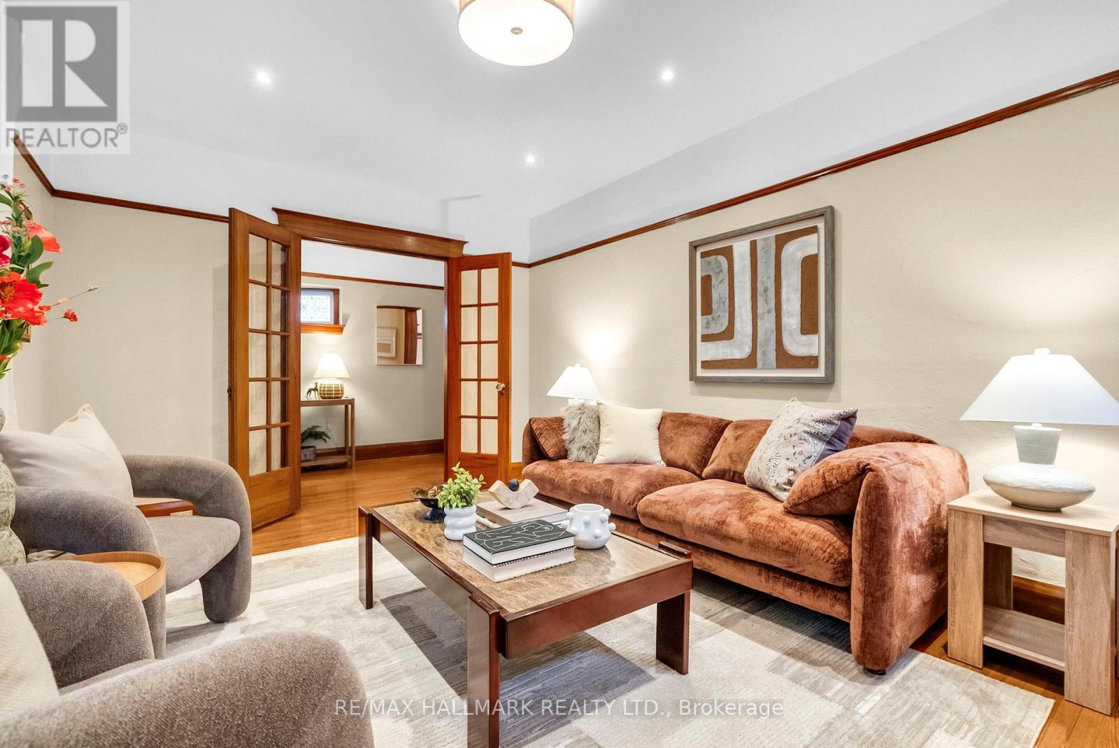 2099 Gerrard Street E, Toronto, Ontario  M4E 2B9 - Photo 10 - E12448564