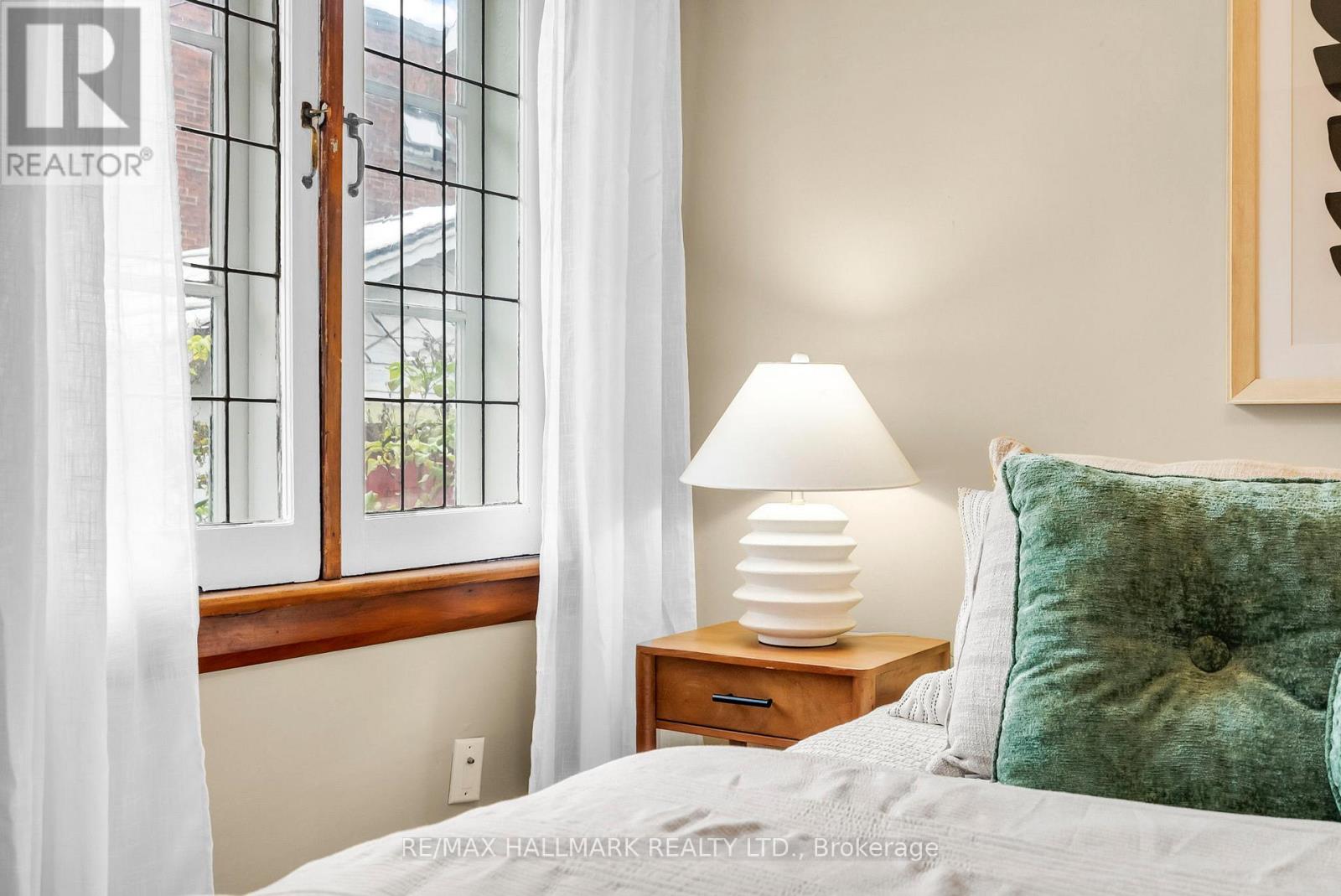 2099 Gerrard Street E, Toronto, Ontario  M4E 2B9 - Photo 23 - E12448564