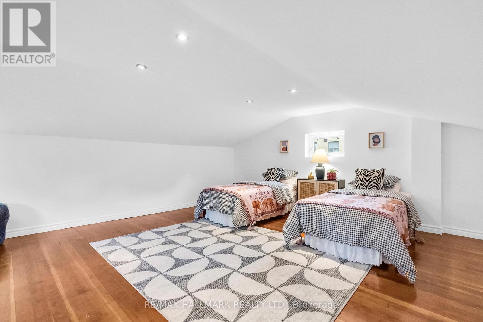 2099 Gerrard Street E, Toronto, Ontario  M4E 2B9 - Photo 28 - E12448564