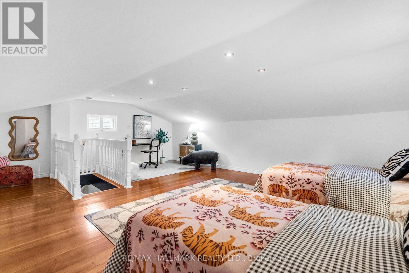 2099 Gerrard Street E, Toronto, Ontario  M4E 2B9 - Photo 29 - E12448564