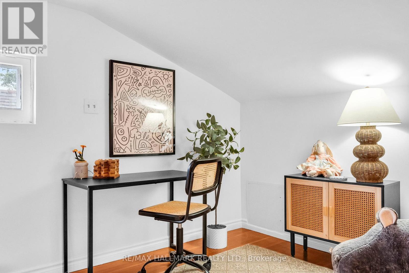 2099 Gerrard Street E, Toronto, Ontario  M4E 2B9 - Photo 34 - E12448564