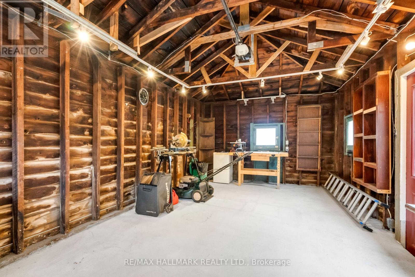 2099 Gerrard Street E, Toronto, Ontario  M4E 2B9 - Photo 49 - E12448564