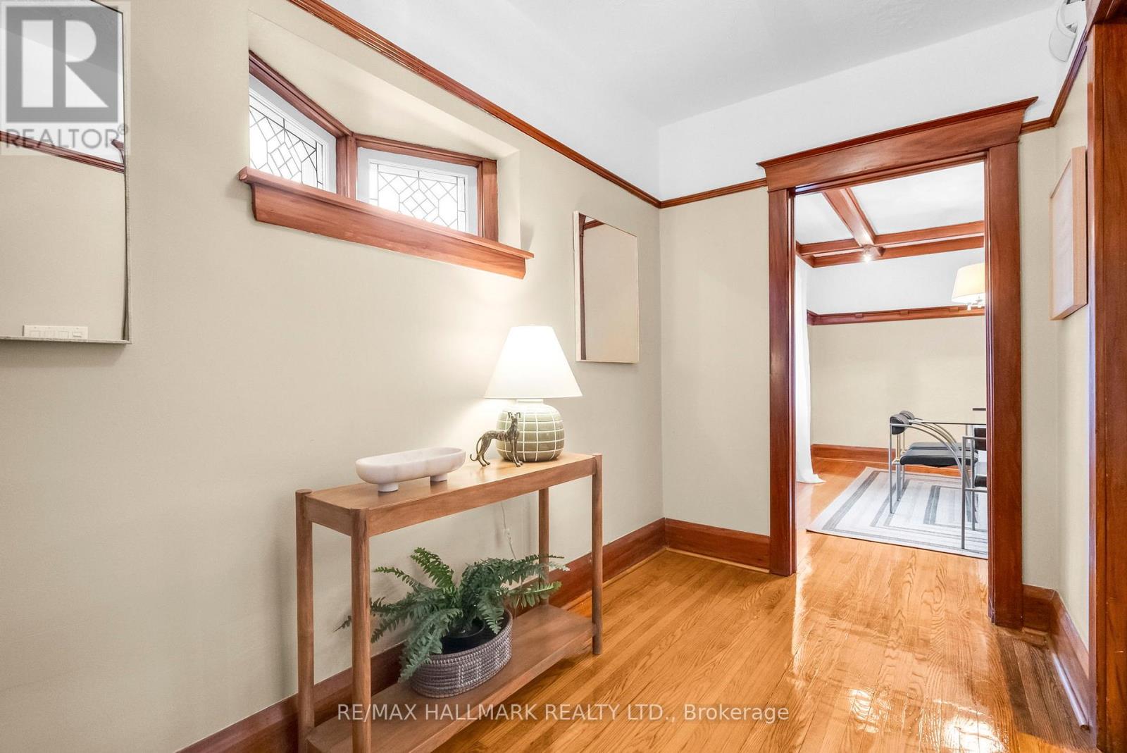 2099 Gerrard Street E, Toronto, Ontario  M4E 2B9 - Photo 5 - E12448564