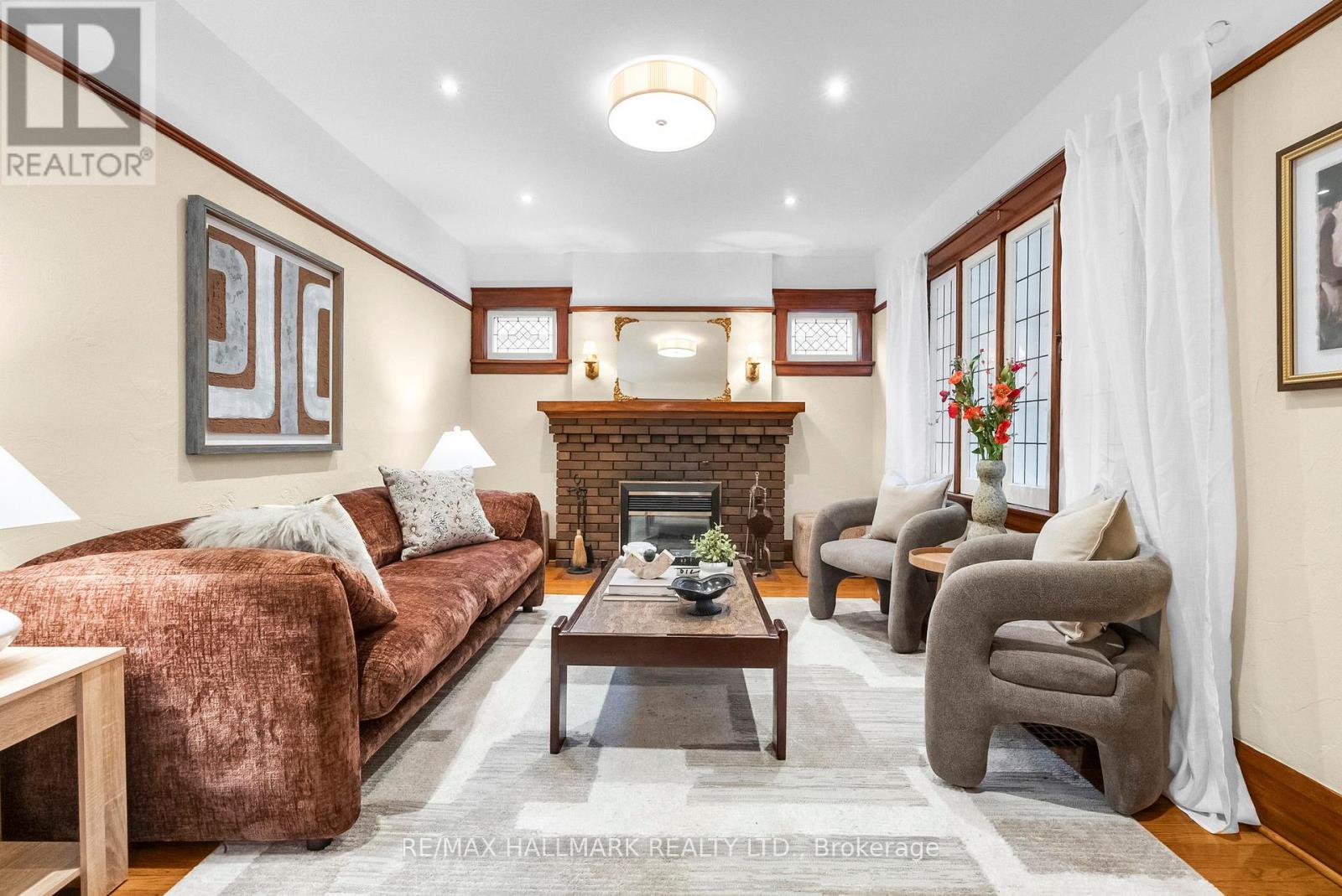2099 Gerrard Street E, Toronto, Ontario  M4E 2B9 - Photo 6 - E12448564