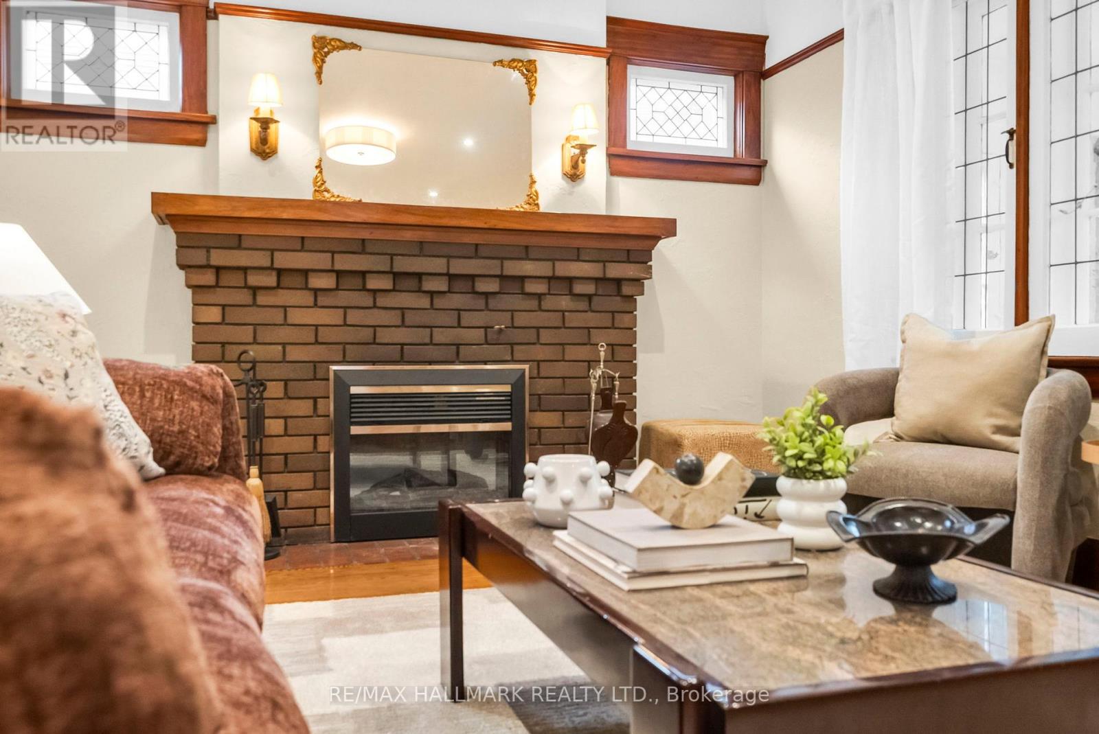 2099 Gerrard Street E, Toronto, Ontario  M4E 2B9 - Photo 7 - E12448564