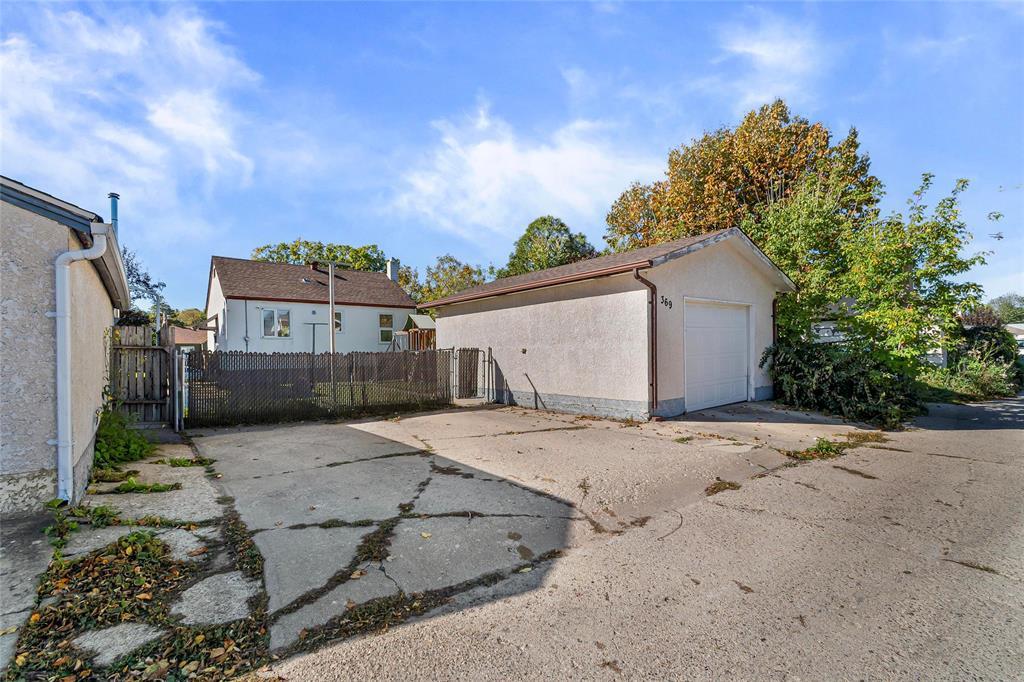 369 Rupertsland Avenue, Winnipeg, Manitoba  R2V 0G9 - Photo 27 - 202526054