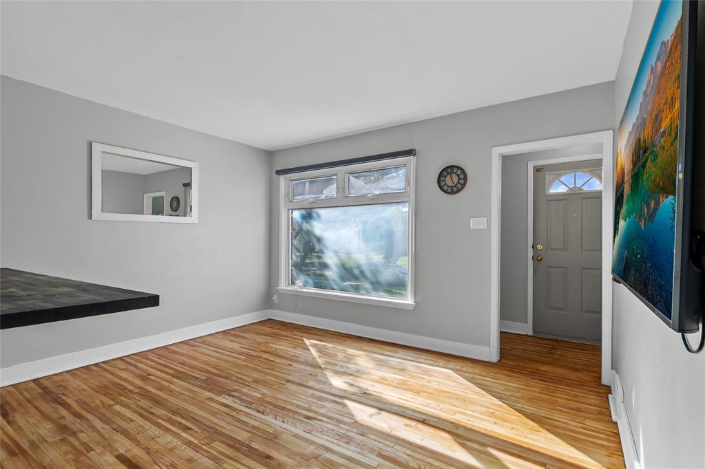 369 Rupertsland Avenue, Winnipeg, Manitoba  R2V 0G9 - Photo 7 - 202526054