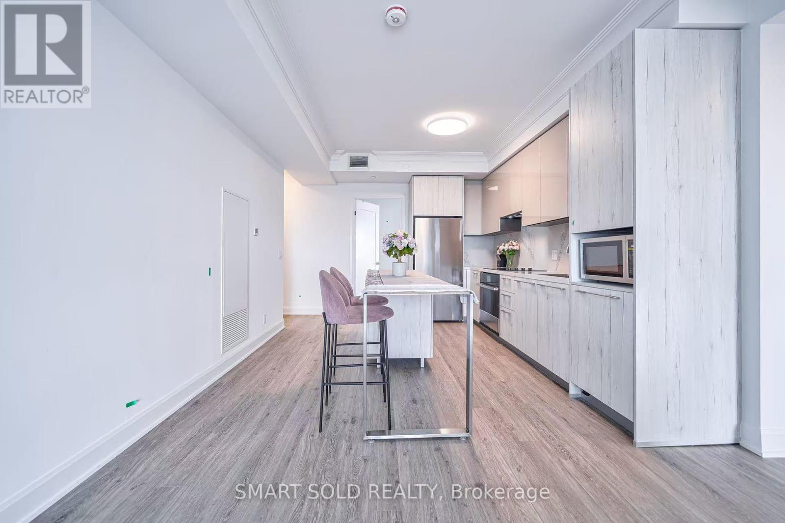 2701 - 8 Water Walk Drive, Markham, Ontario  L3R 6L4 - Photo 15 - N12448529