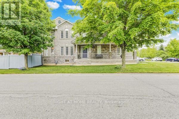 108 King William Crescent, Richmond Hill, Ontario  L4B 4T1 - Photo 2 - N12448559