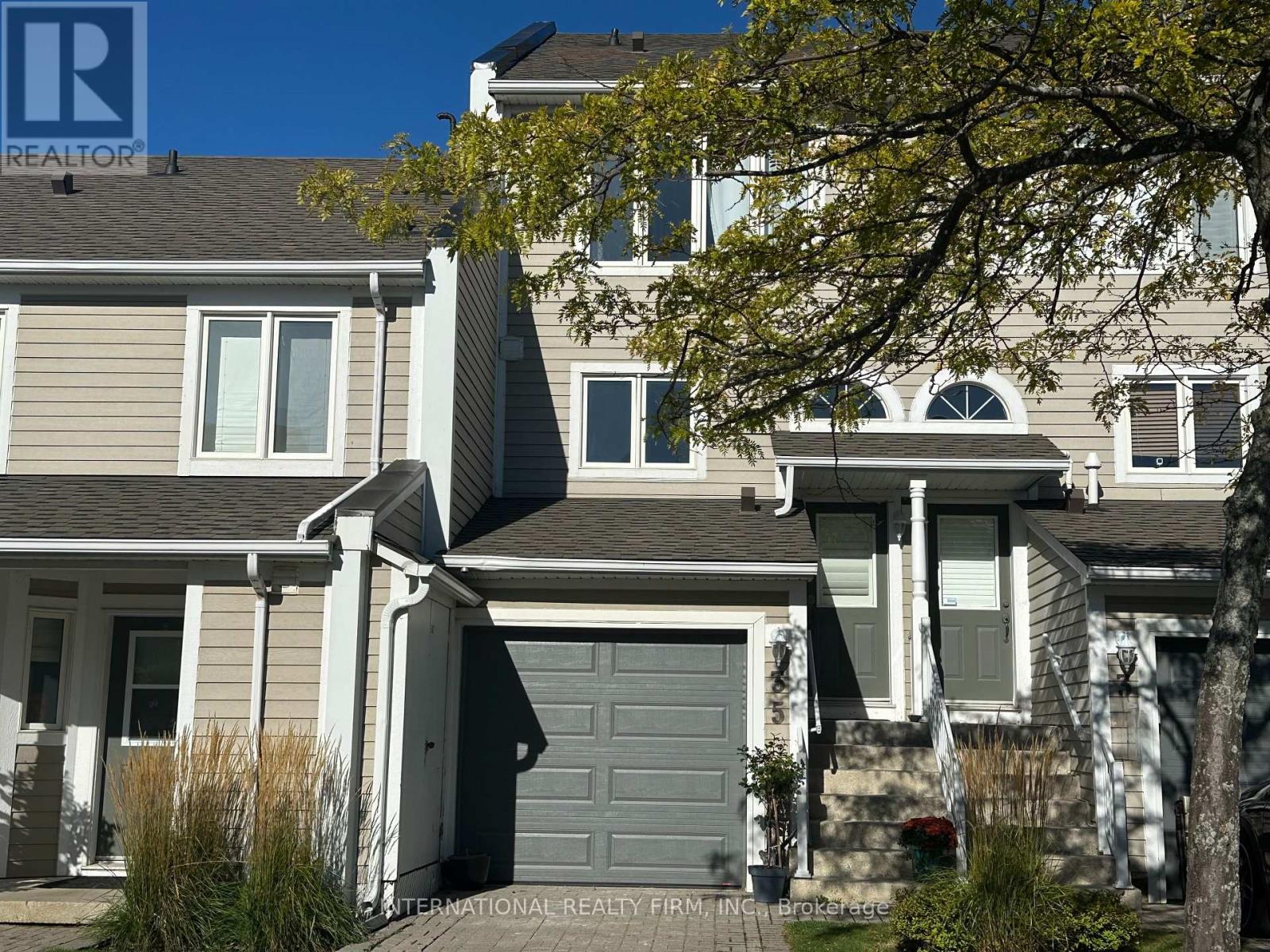 35 Cranberry Surf, Collingwood, Ontario  L9Y 5C4 - Photo 1 - S12448534