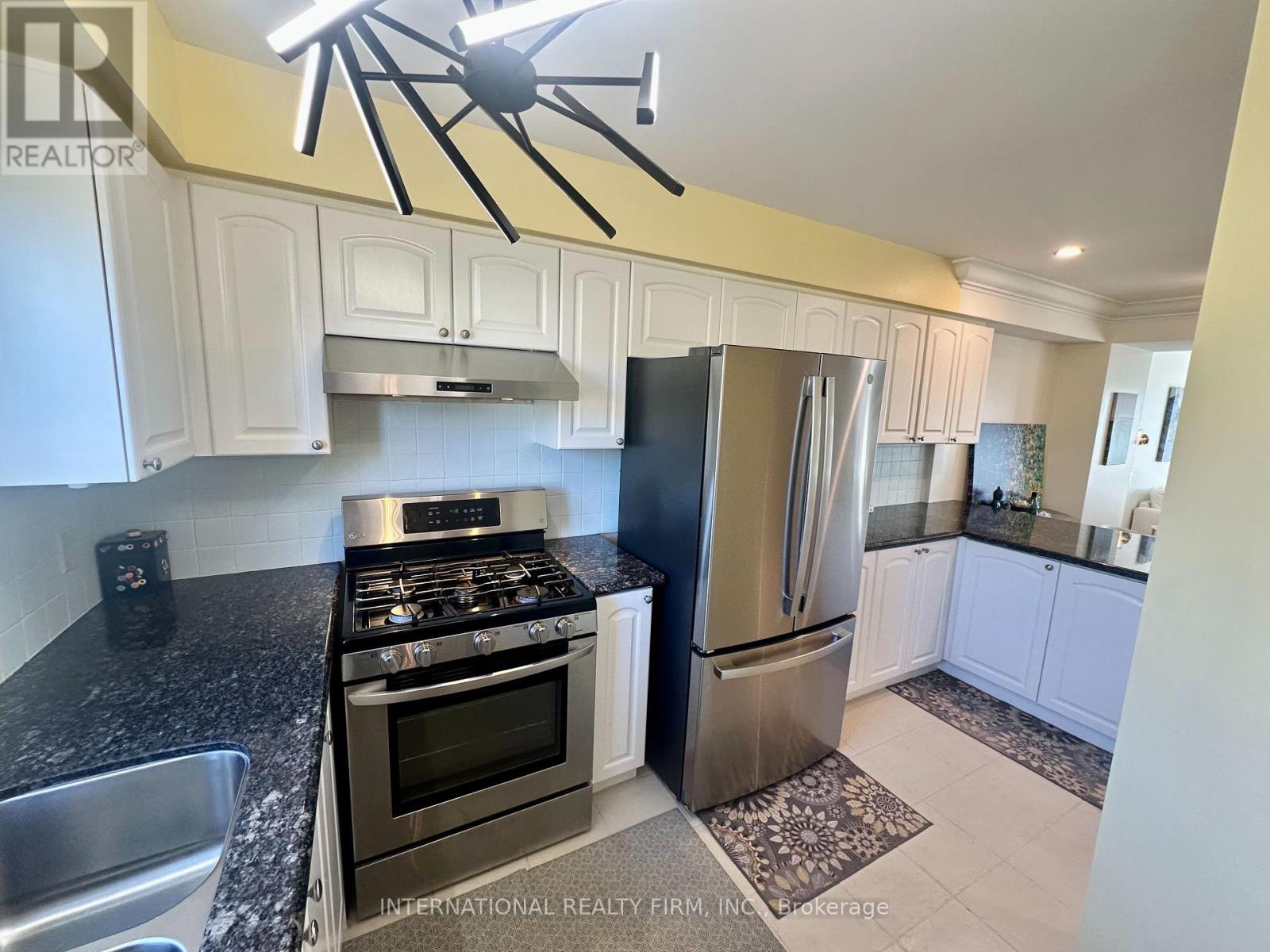 35 Cranberry Surf, Collingwood, Ontario  L9Y 5C4 - Photo 6 - S12448534