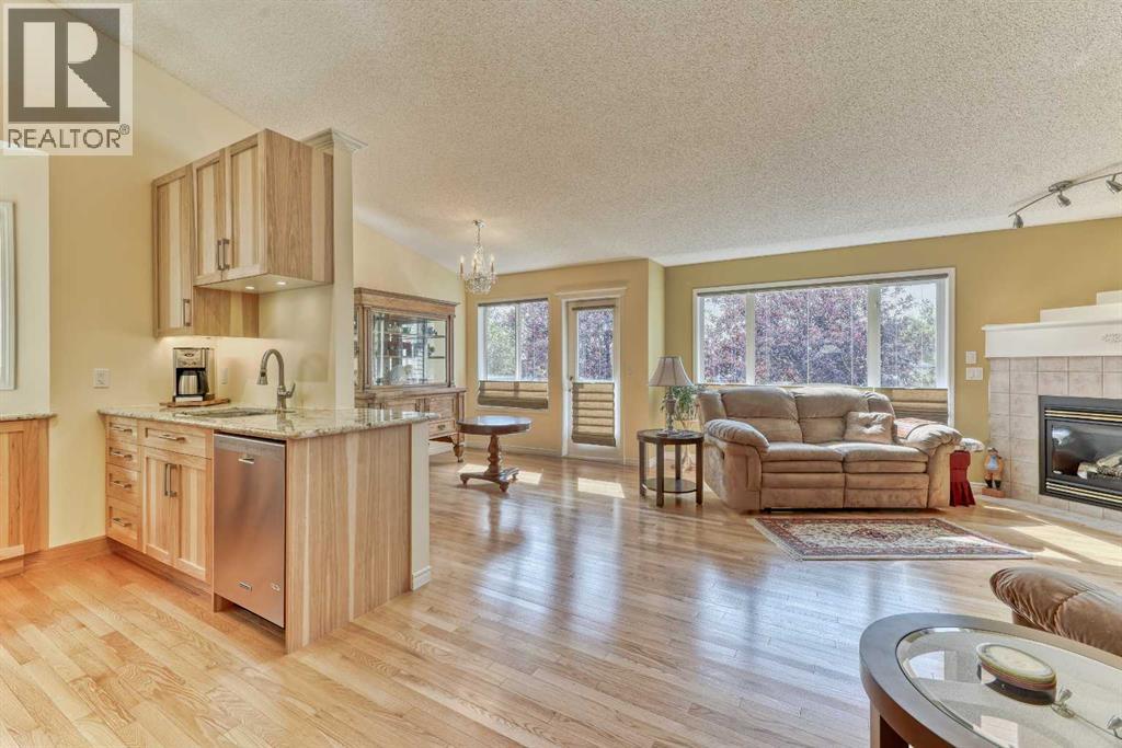 7 Scotia Landing Nw, Calgary, Alberta  T3L 3K2 - Photo 7 - A2261763