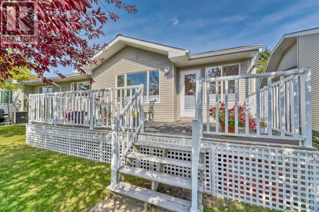 7 Scotia Landing Nw, Calgary, Alberta  T3L 3K2 - Photo 2 - A2261763