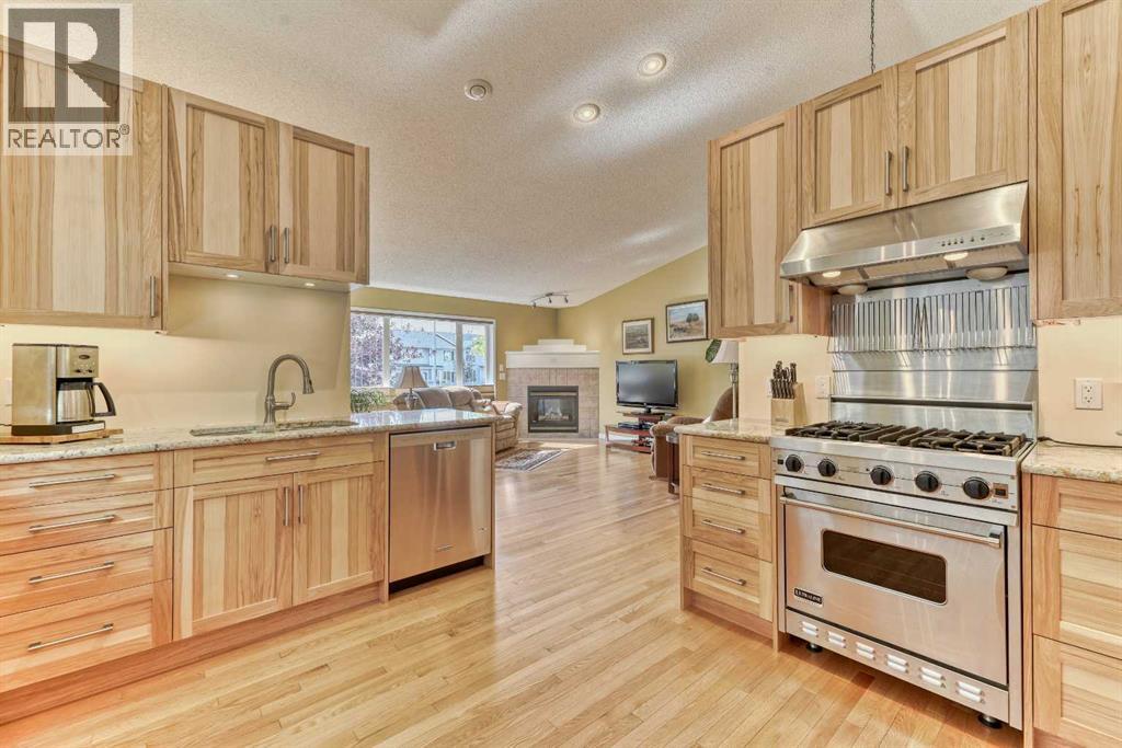 7 Scotia Landing Nw, Calgary, Alberta  T3L 3K2 - Photo 15 - A2261763