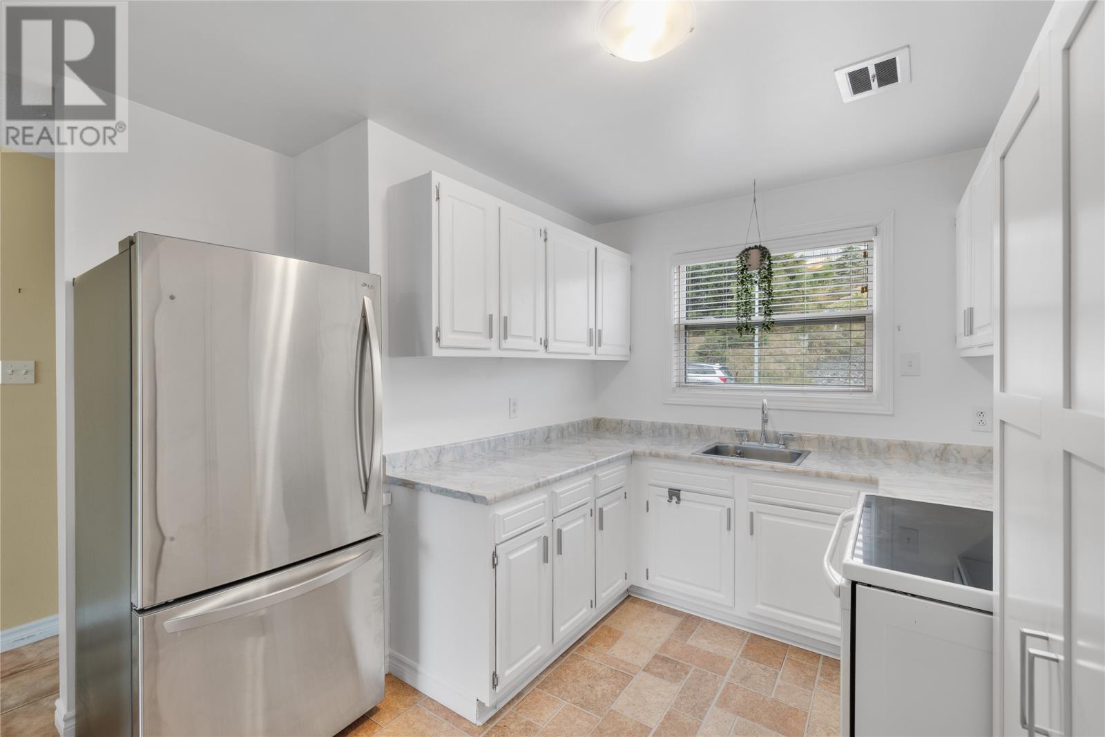 47 Farrell Drive, Mount Pearl, Newfoundland & Labrador  A1N 3E9 - Photo 5 - 1291221