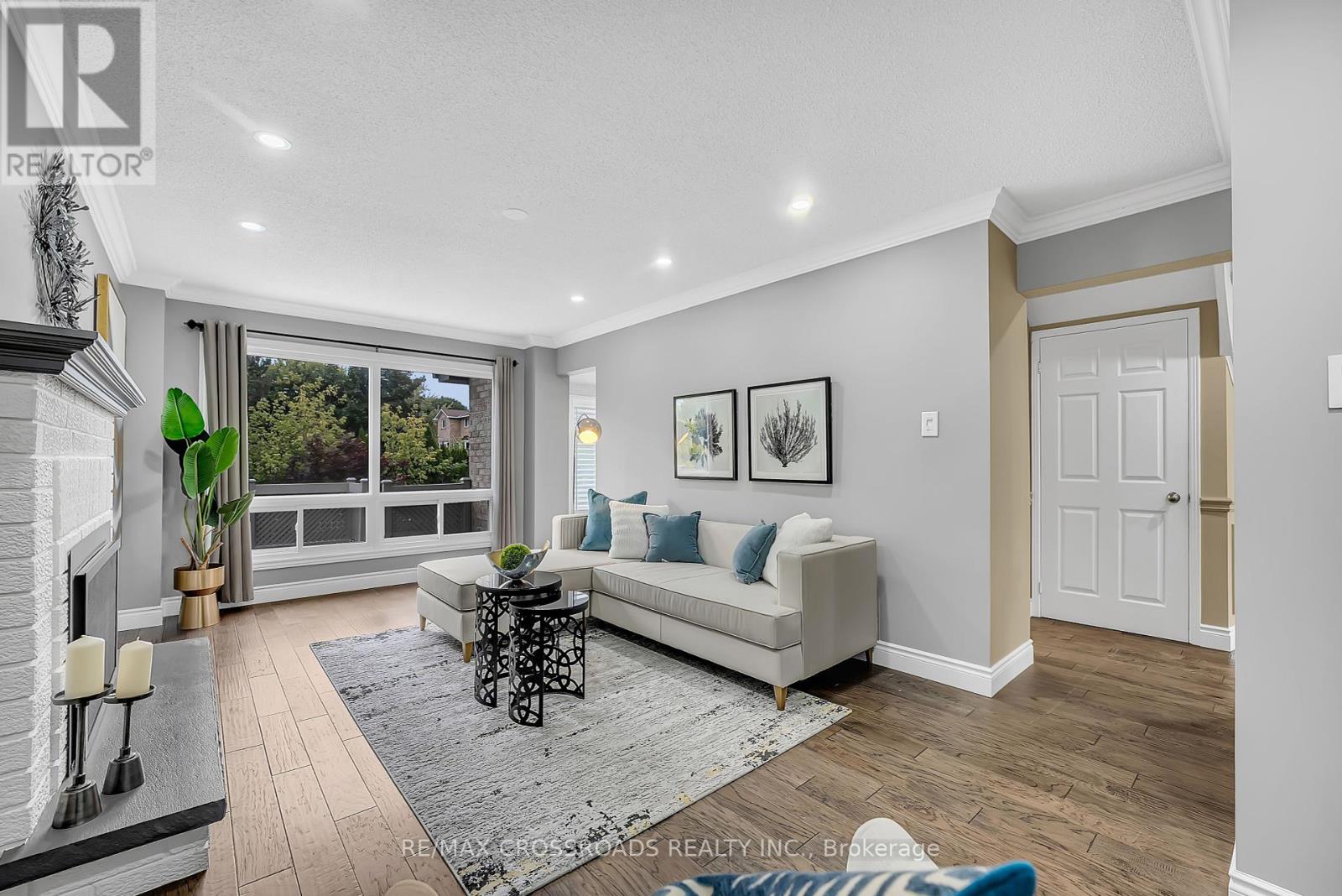 75 Barr Crescent, Brampton, Ontario  L6Z 3E3 - Photo 13 - W12448540