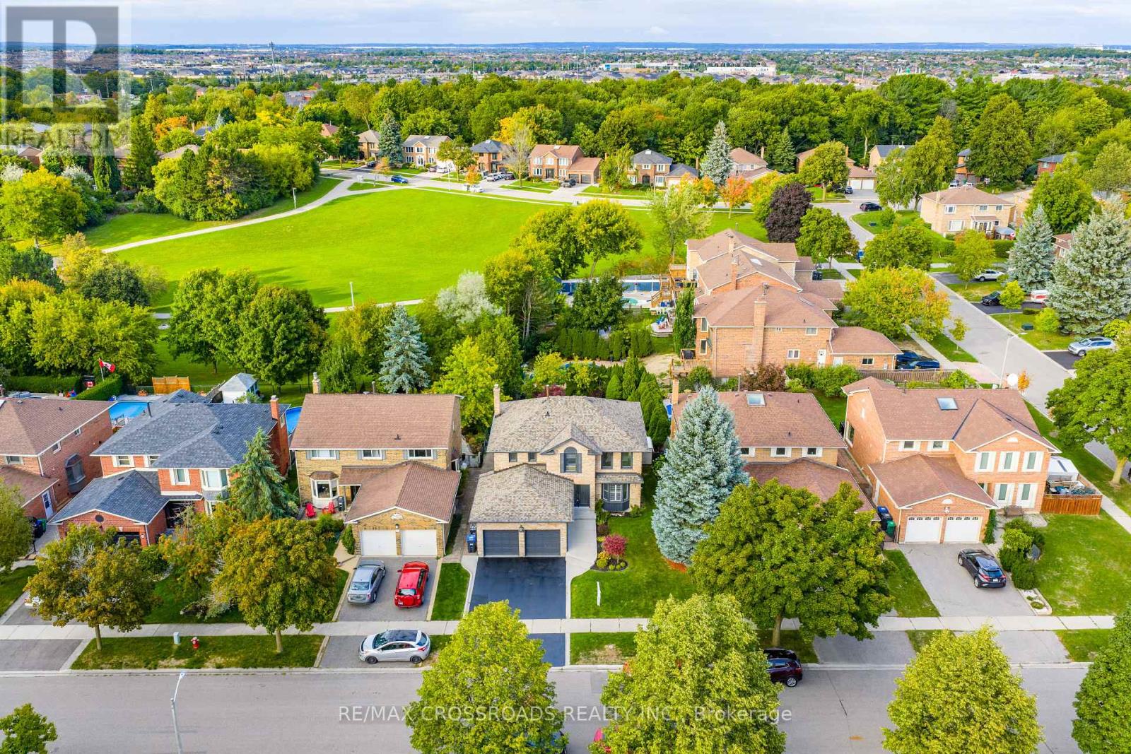 75 Barr Crescent, Brampton, Ontario  L6Z 3E3 - Photo 45 - W12448540