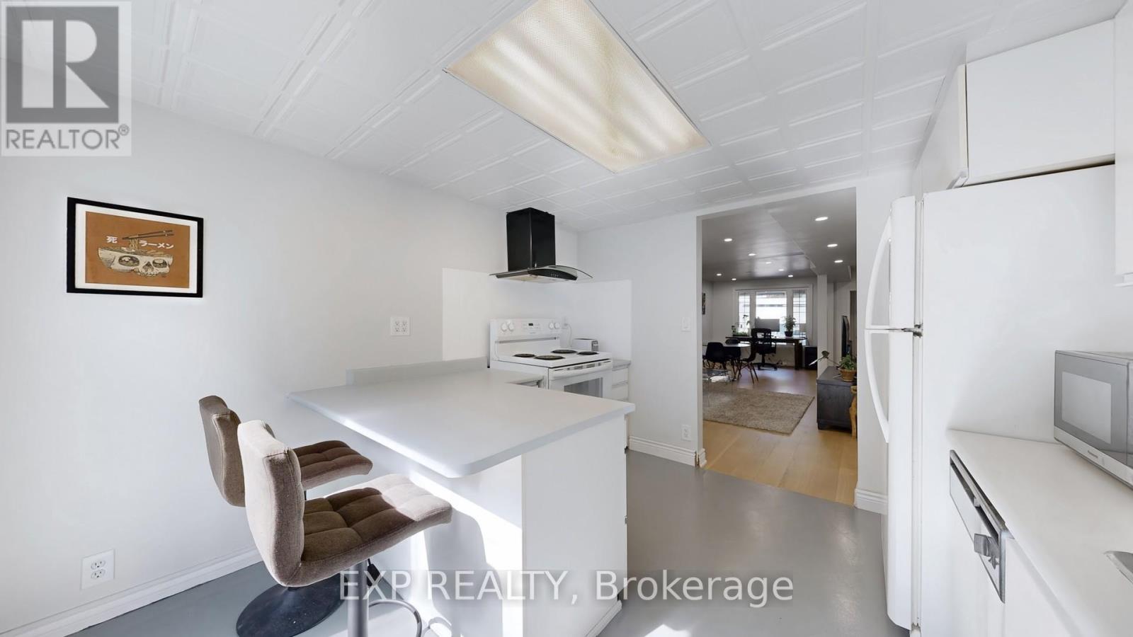 59 Vanevery Street, Toronto, Ontario  M8V 1Y5 - Photo 10 - W12448549