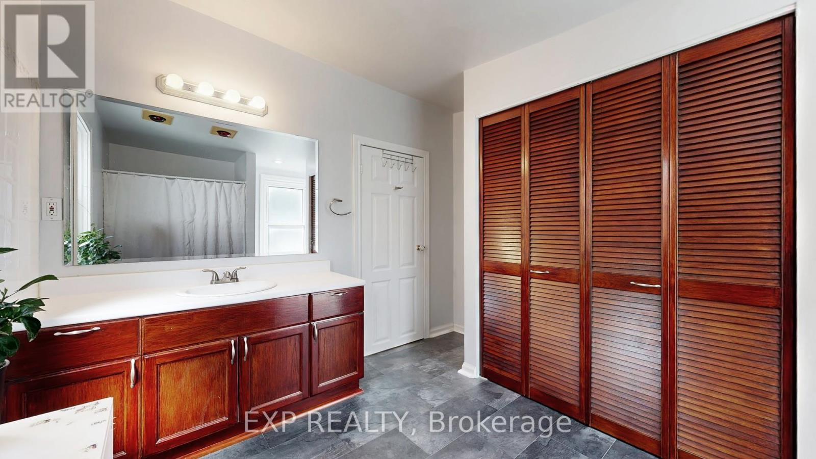 59 Vanevery Street, Toronto, Ontario  M8V 1Y5 - Photo 19 - W12448549