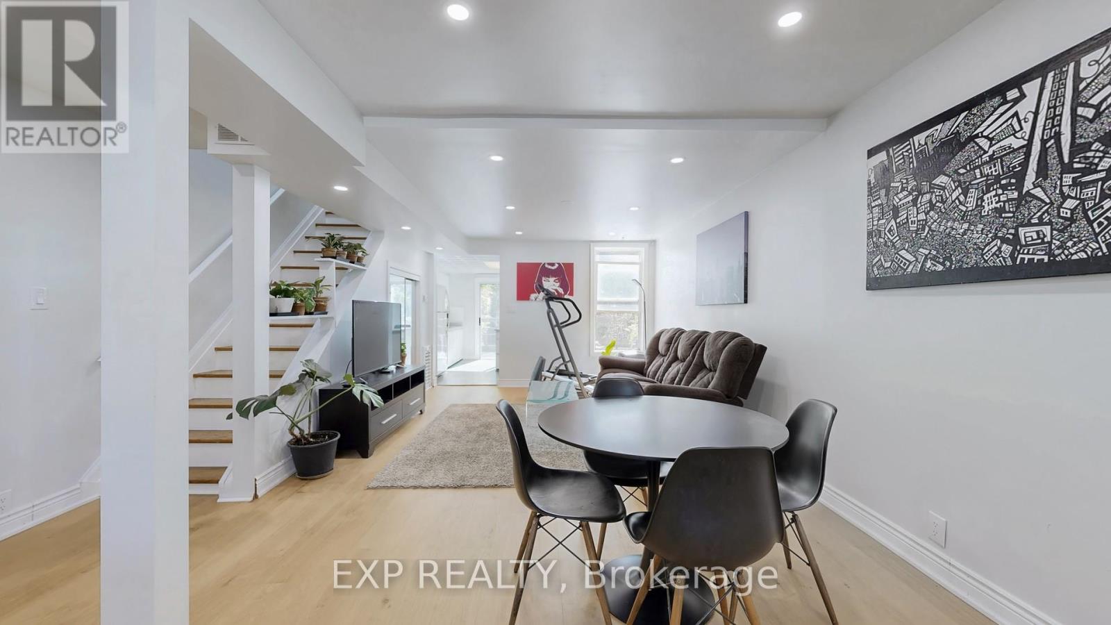 59 Vanevery Street, Toronto, Ontario  M8V 1Y5 - Photo 6 - W12448549