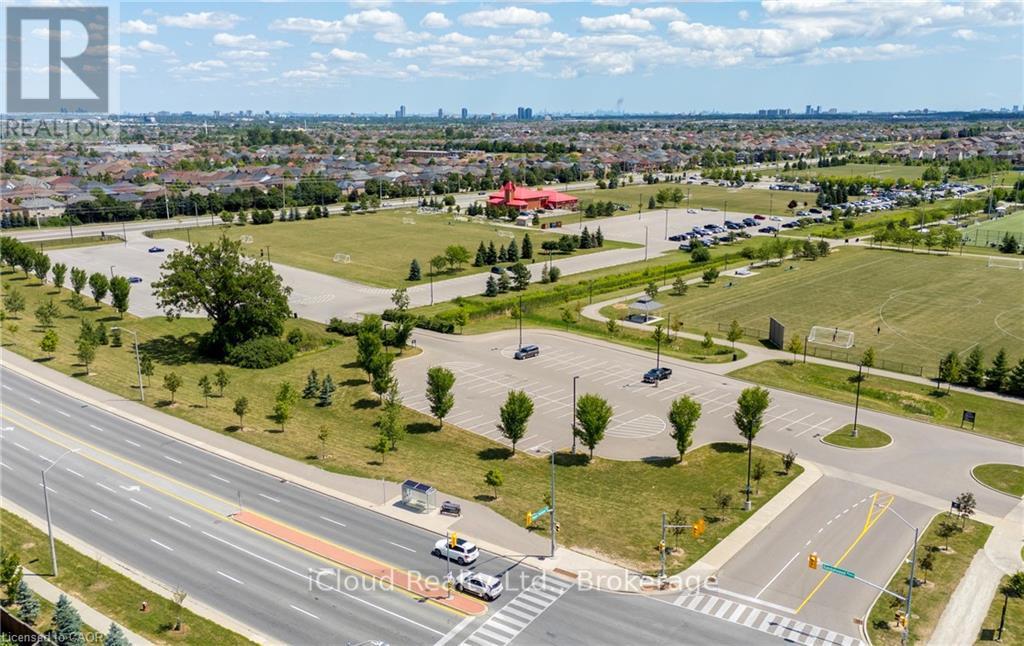 4 Robert Parkinson Drive, Brampton (Northwest Brampton), Ontario  L7A 0Y3 - Photo 17 - W12448550