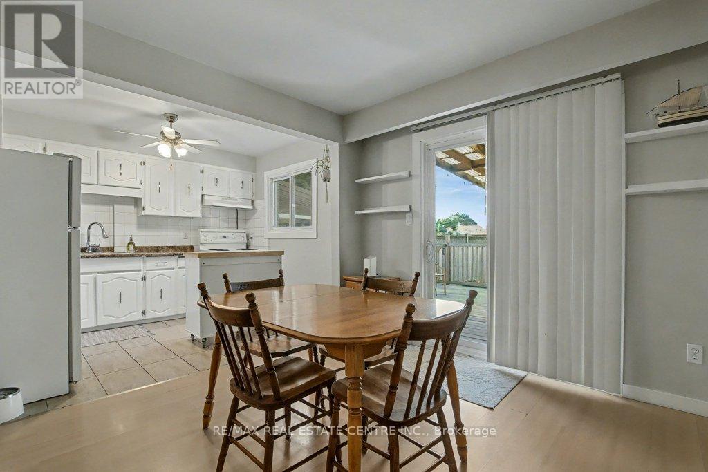 73 Obermeyer Drive, Kitchener, Ontario  N2A 1P5 - Photo 11 - X12448562