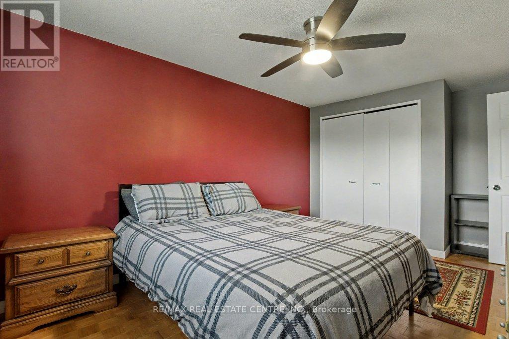 73 Obermeyer Drive, Kitchener, Ontario  N2A 1P5 - Photo 18 - X12448562