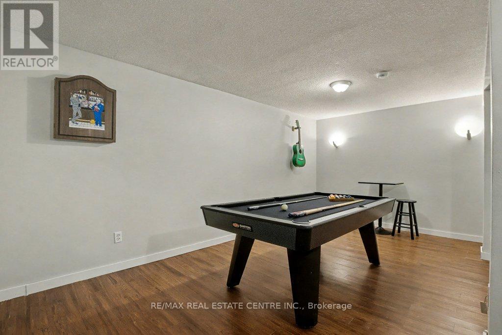 73 Obermeyer Drive, Kitchener, Ontario  N2A 1P5 - Photo 27 - X12448562