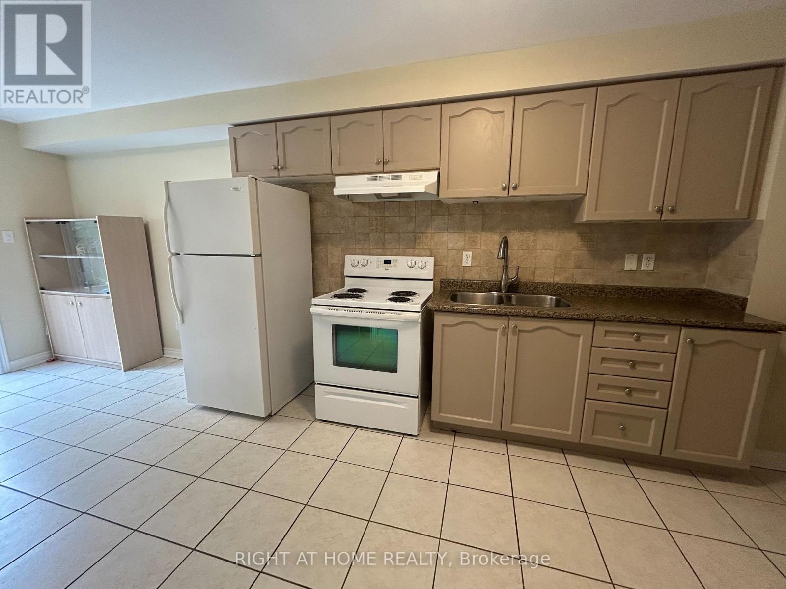 15 Ed Quigg Way, Vaughan, Ontario  L4H 2S2 - Photo 7 - N12448571