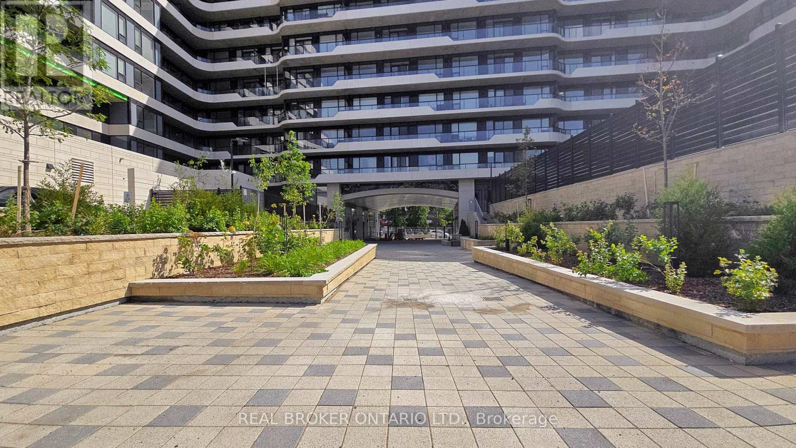 436 - 8188 Yonge Street, Vaughan, Ontario  L4J 1W5 - Photo 35 - N12448573