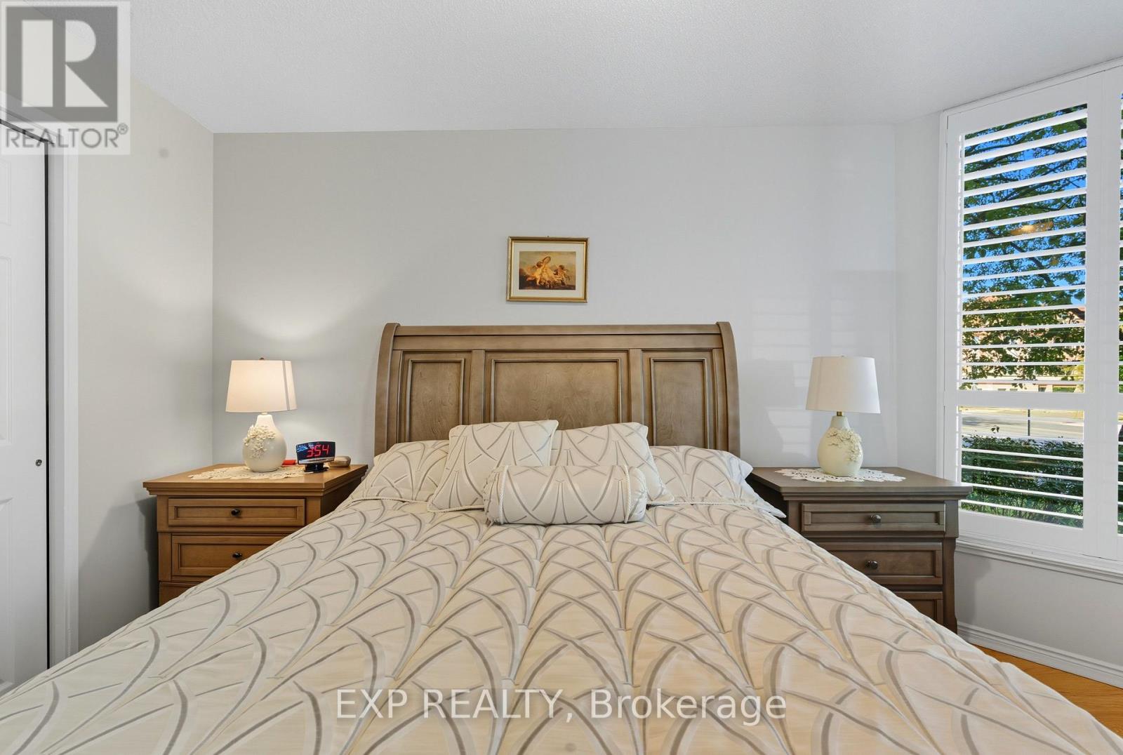 111 - 14924 Yonge Street, Aurora, Ontario  L4G 6H7 - Photo 12 - N12448575