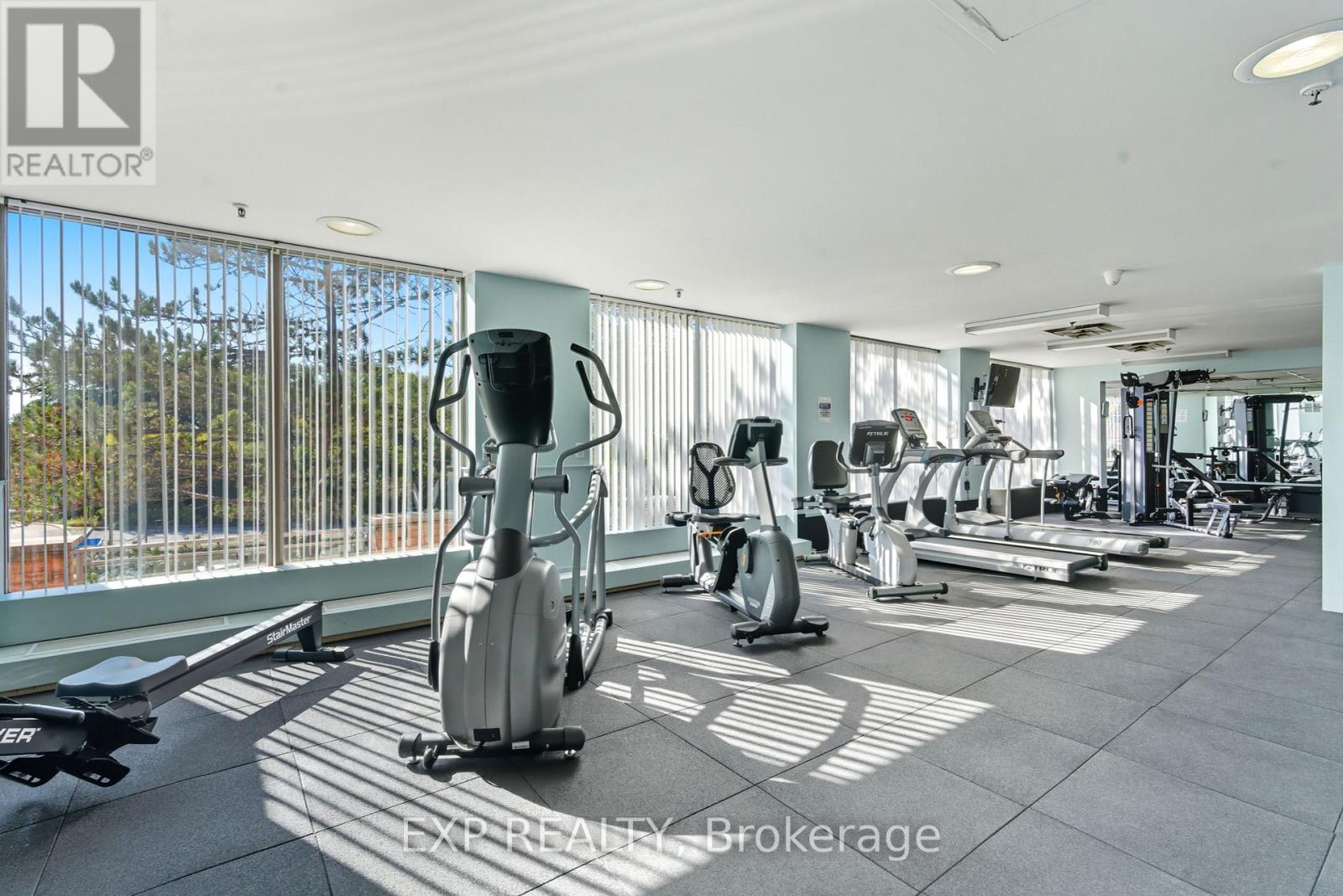 111 - 14924 Yonge Street, Aurora, Ontario  L4G 6H7 - Photo 22 - N12448575