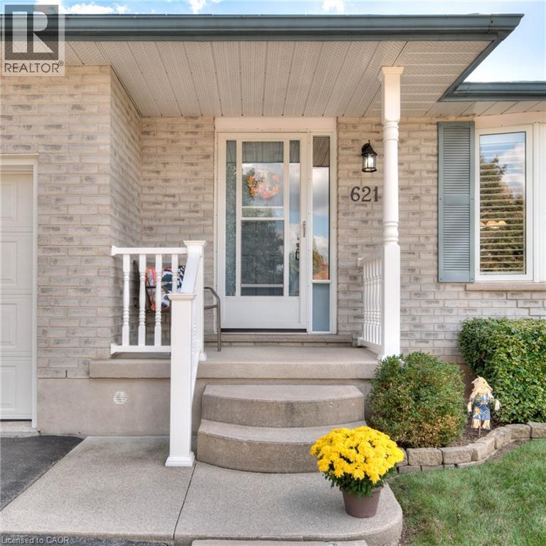 621 Sprucehurst Crescent, Waterloo, Ontario  N2V 2E3 - Photo 4 - 40775492