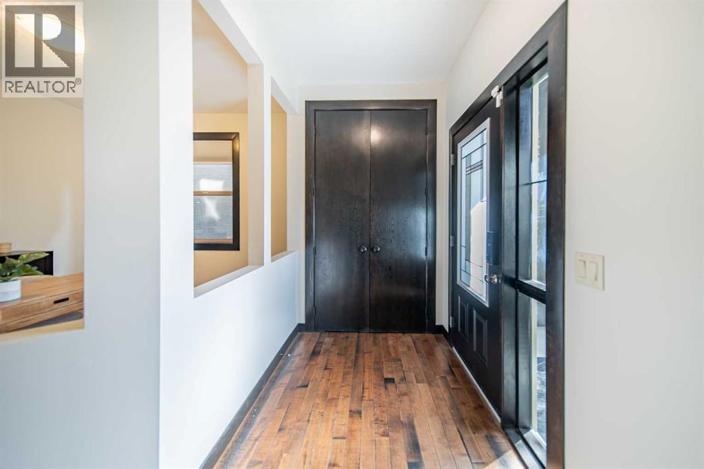 73 Quarry Way Se, Calgary, Alberta  T2C 5E5 - Photo 4 - A2261227