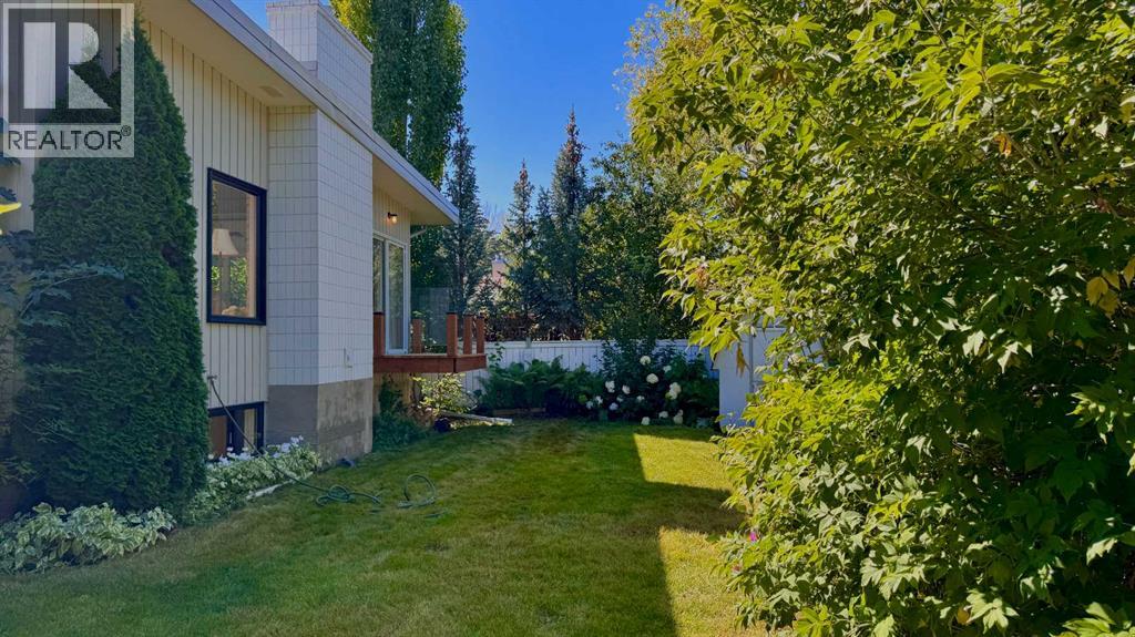 2332 Uxbridge Drive Nw, Calgary, Alberta  T2N 3Z6 - Photo 41 - A2255822