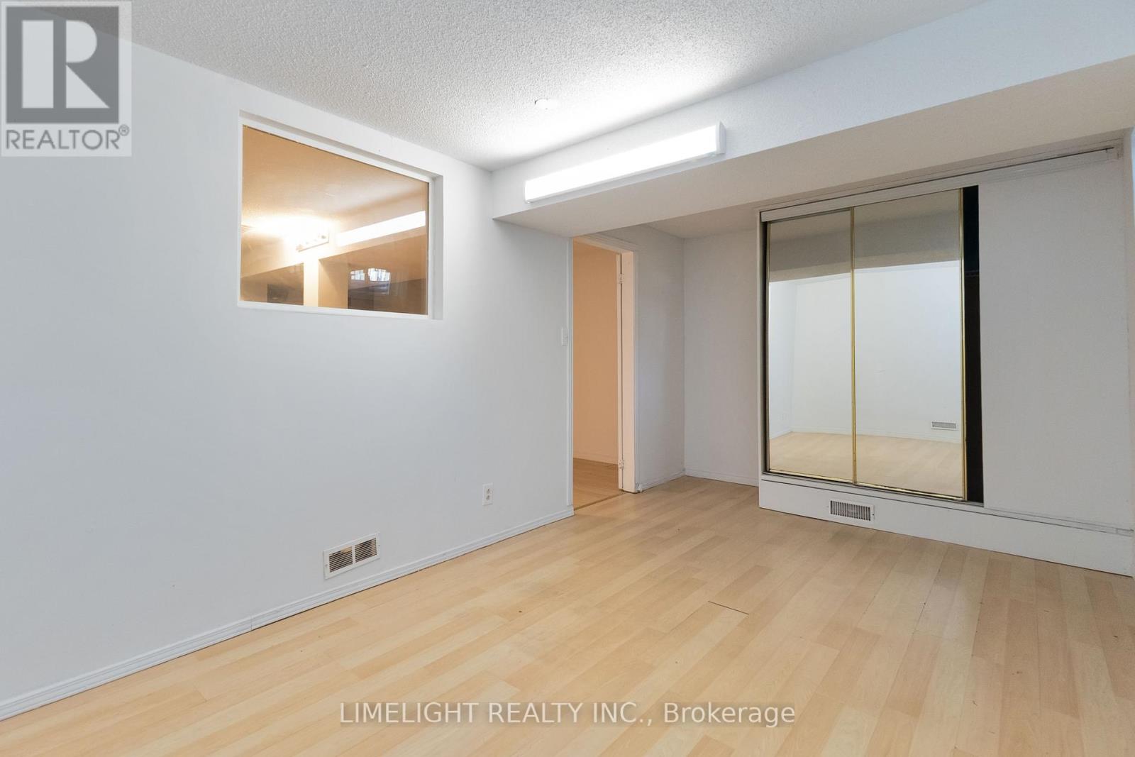 992 Prosperity Court, London East, Ontario  N5V 5C7 - Photo 25 - X12448598