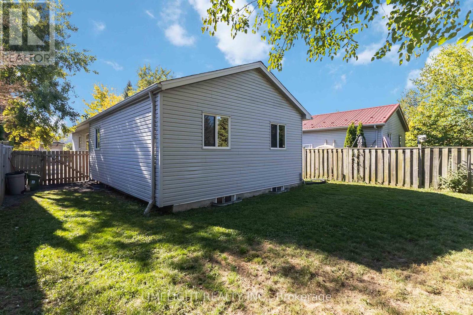 992 Prosperity Court, London East, Ontario  N5V 5C7 - Photo 35 - X12448598