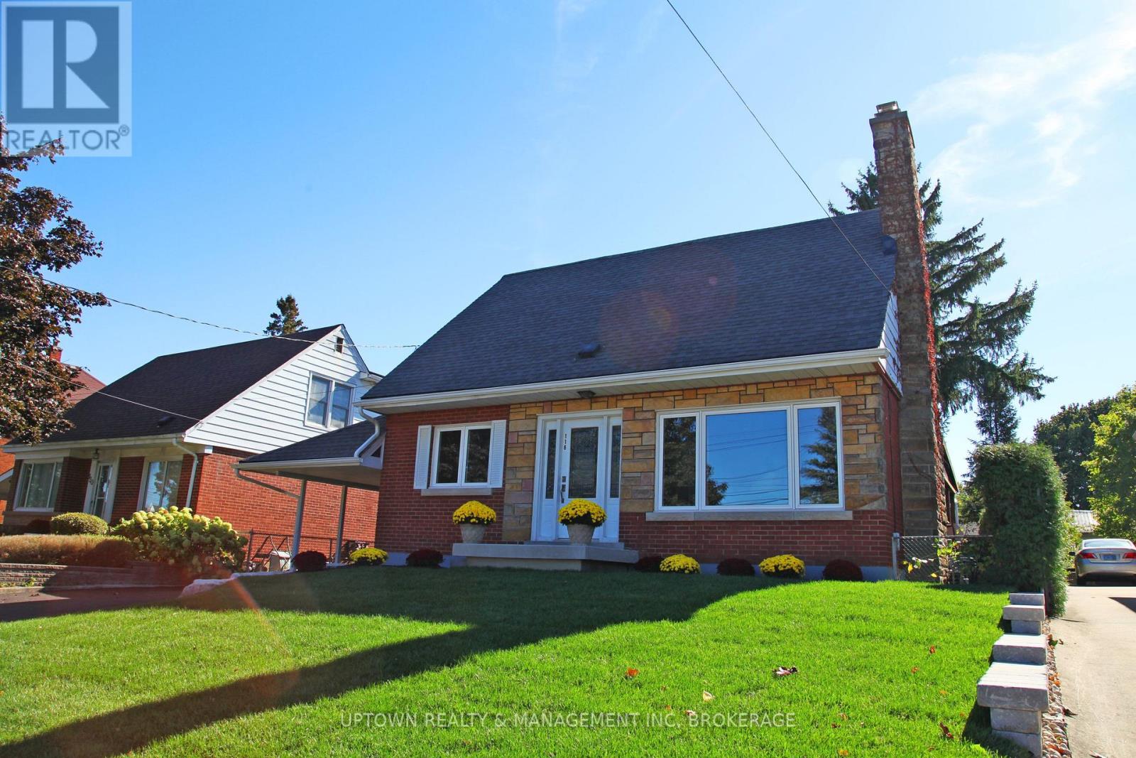116 HIXON ROAD, Hamilton, Ontario