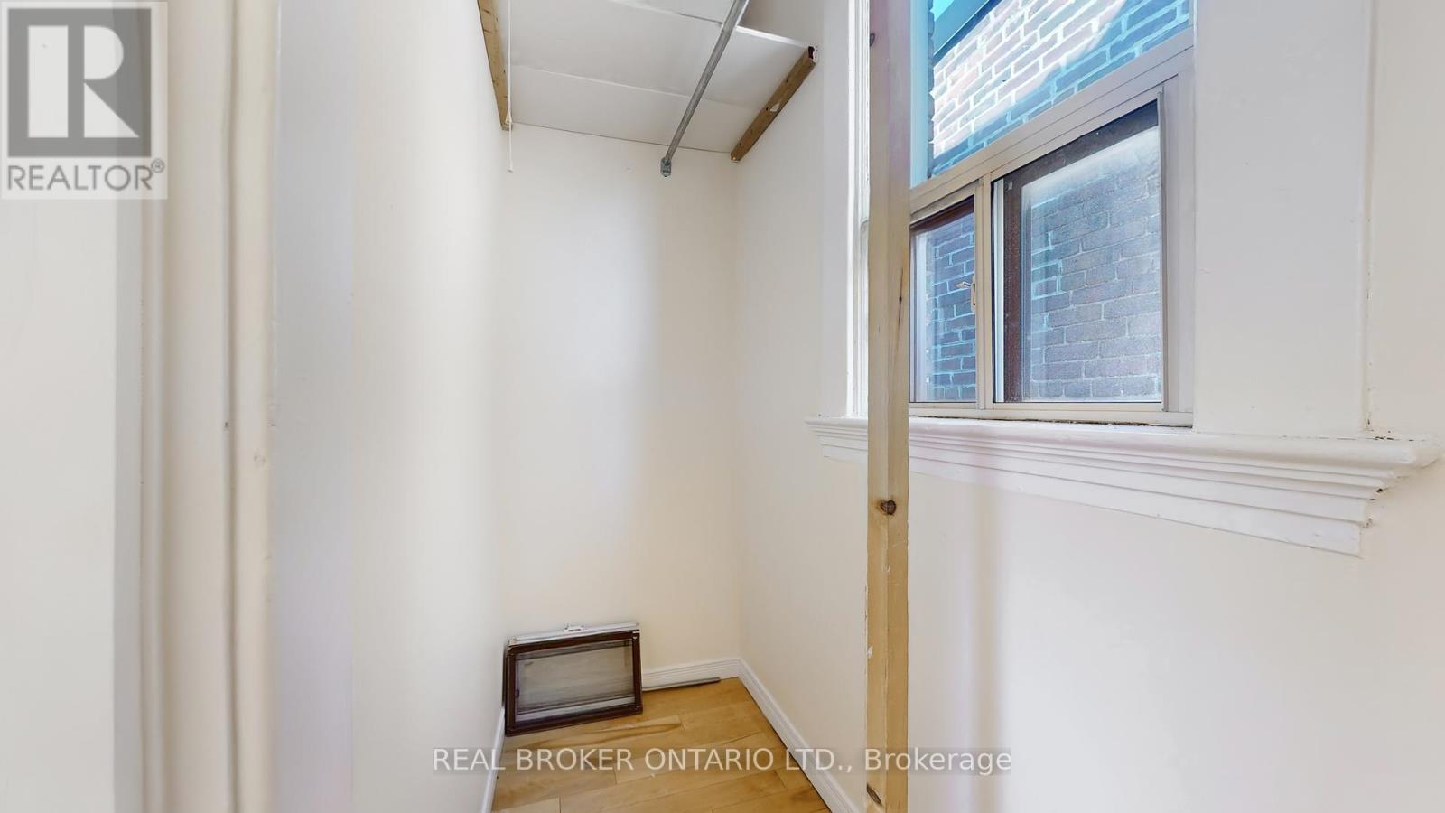 Upper - 1016 Bloor Street W, Toronto, Ontario  M6H 1M2 - Photo 20 - W12448572