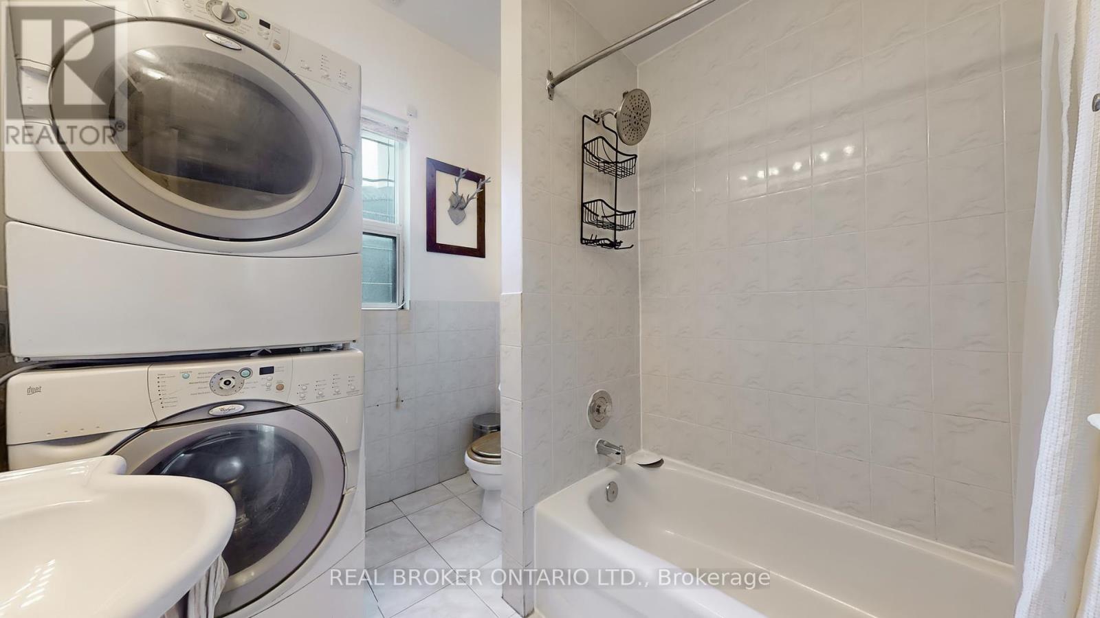 Upper - 1016 Bloor Street W, Toronto, Ontario  M6H 1M2 - Photo 32 - W12448572