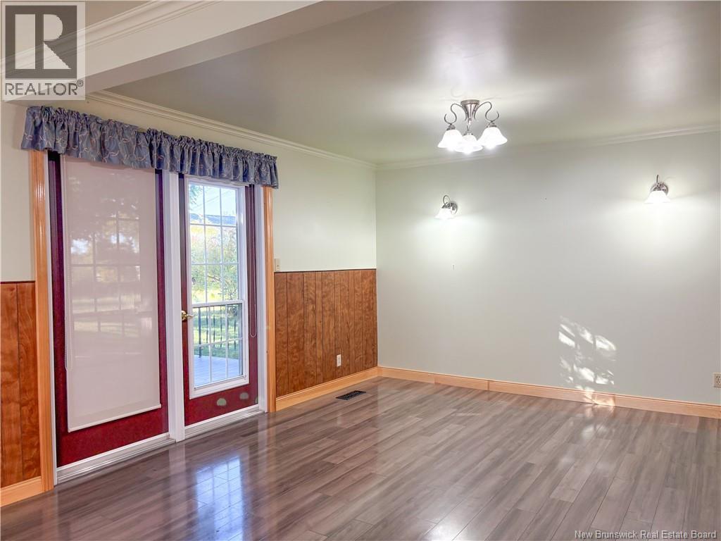 131 Cambridge Street, Woodstock, New Brunswick  E7M 1E1 - Photo 12 - NB128010