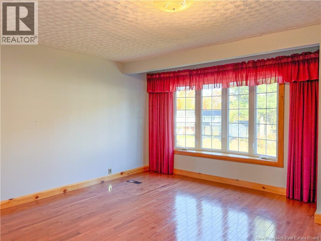 131 Cambridge Street, Woodstock, New Brunswick  E7M 1E1 - Photo 17 - NB128010