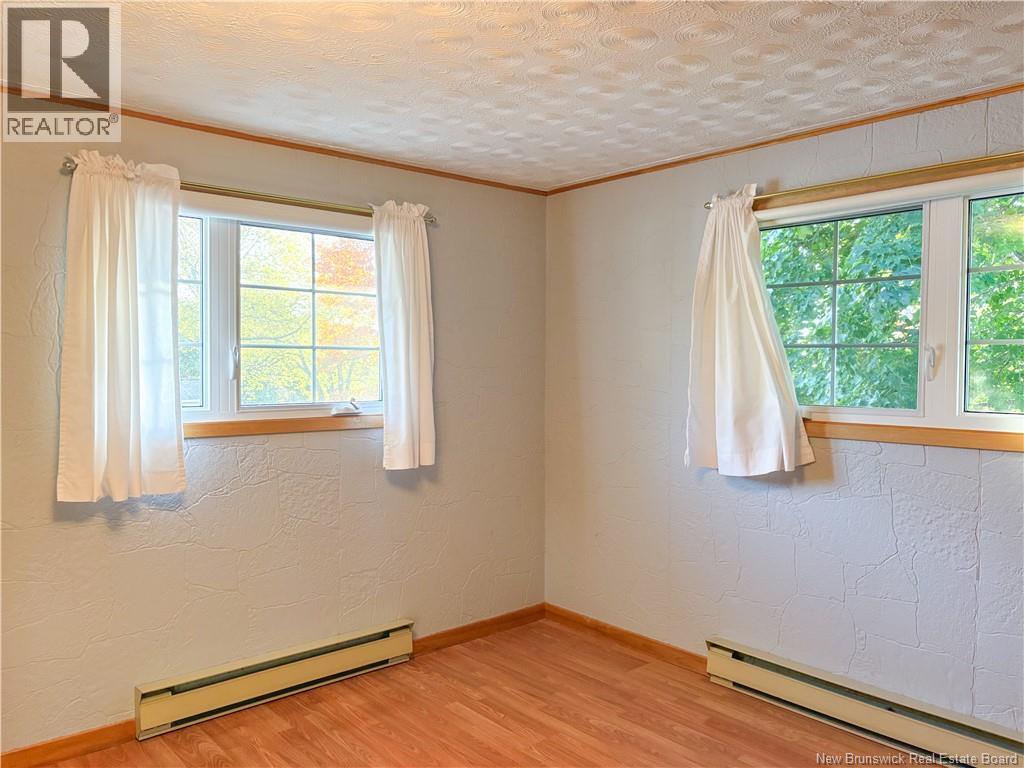 131 Cambridge Street, Woodstock, New Brunswick  E7M 1E1 - Photo 35 - NB128010