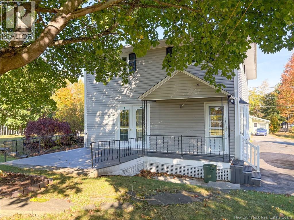 131 Cambridge Street, Woodstock, New Brunswick  E7M 1E1 - Photo 5 - NB128010