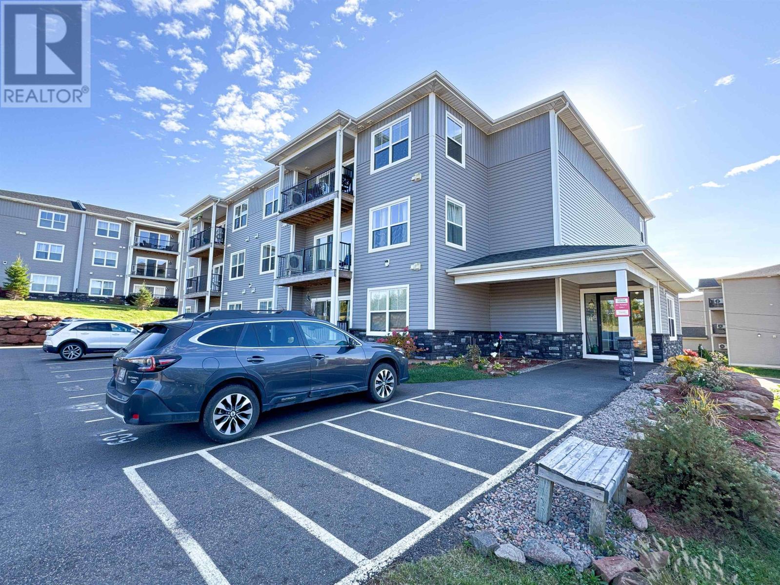 108 210 Shakespeare Drive, Stratford, Prince Edward Island  C1B 4B7 - Photo 1 - 202525271
