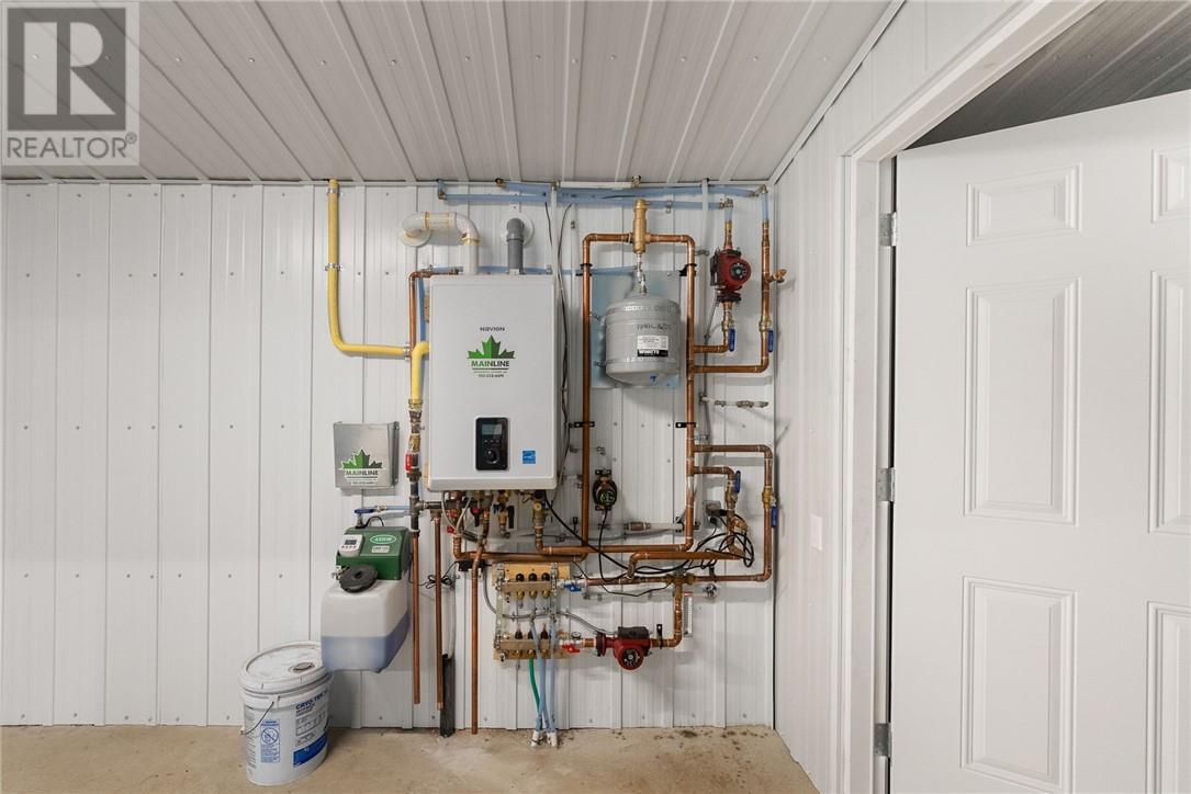 2200 Valleyview Road, Val Caron, Ontario P3N 1L1 - Photo 16 - 2125100