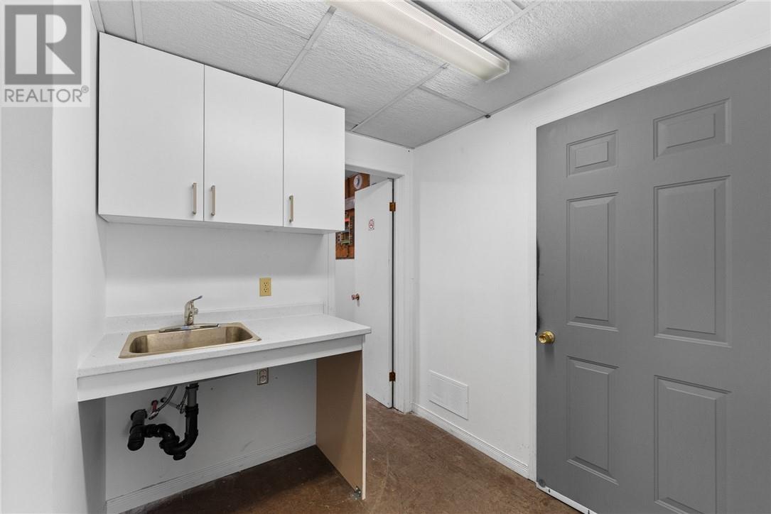 2200 Valleyview Road, Val Caron, Ontario P3N 1L1 - Photo 25 - 2125100