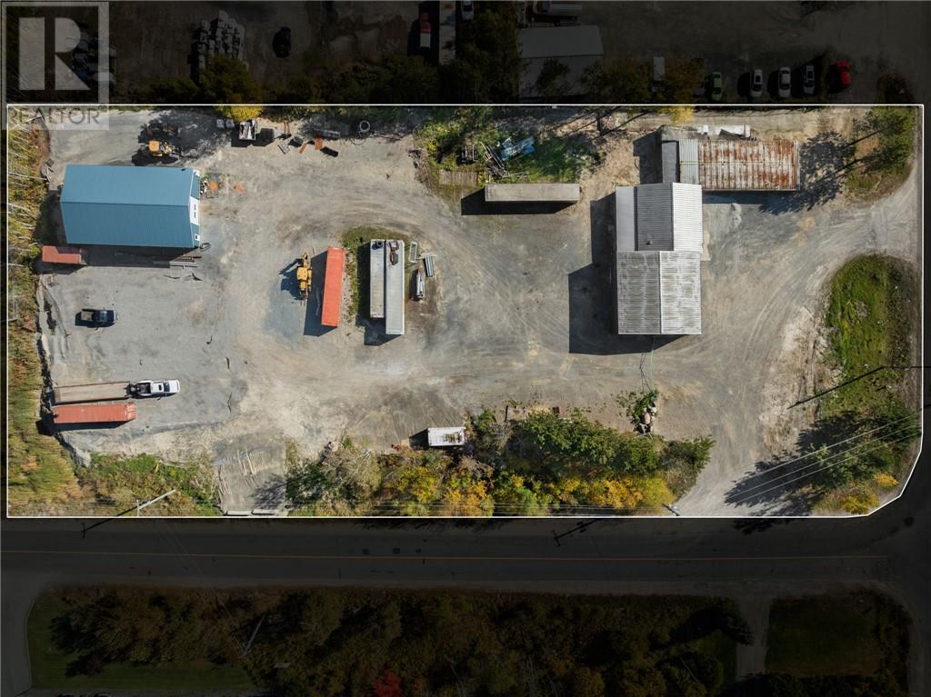 2200 Valleyview Road, Val Caron, Ontario P3N 1L1 - Photo 3 - 2125100