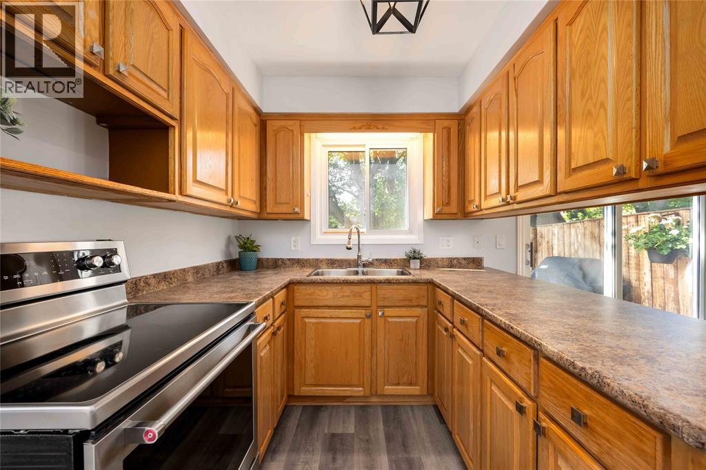865 Montrose Street, Sarnia, Ontario  N7T 5B8 - Photo 14 - 25025466